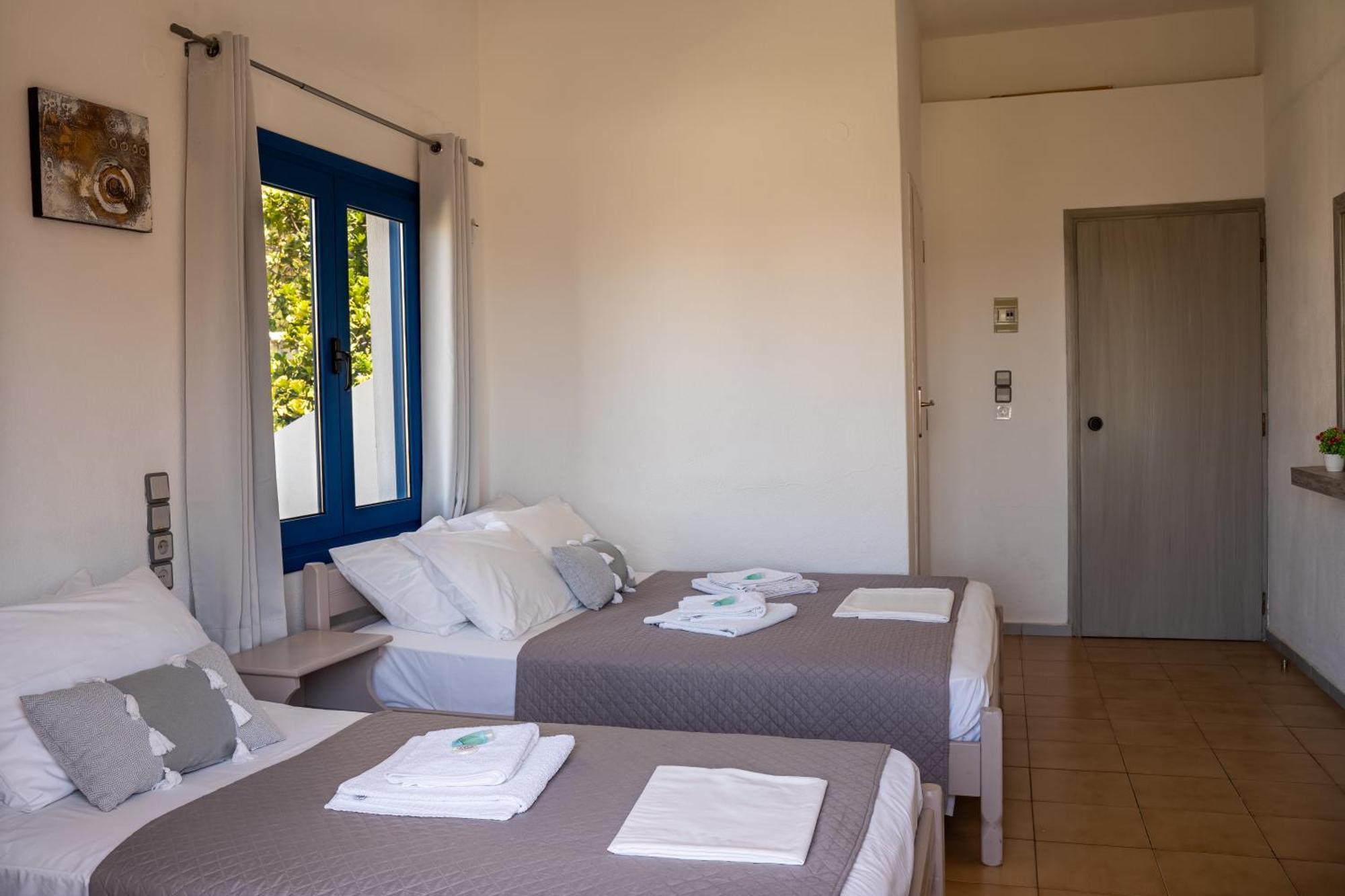 Giannis Rooms Ayia Roumeli Exteriör bild