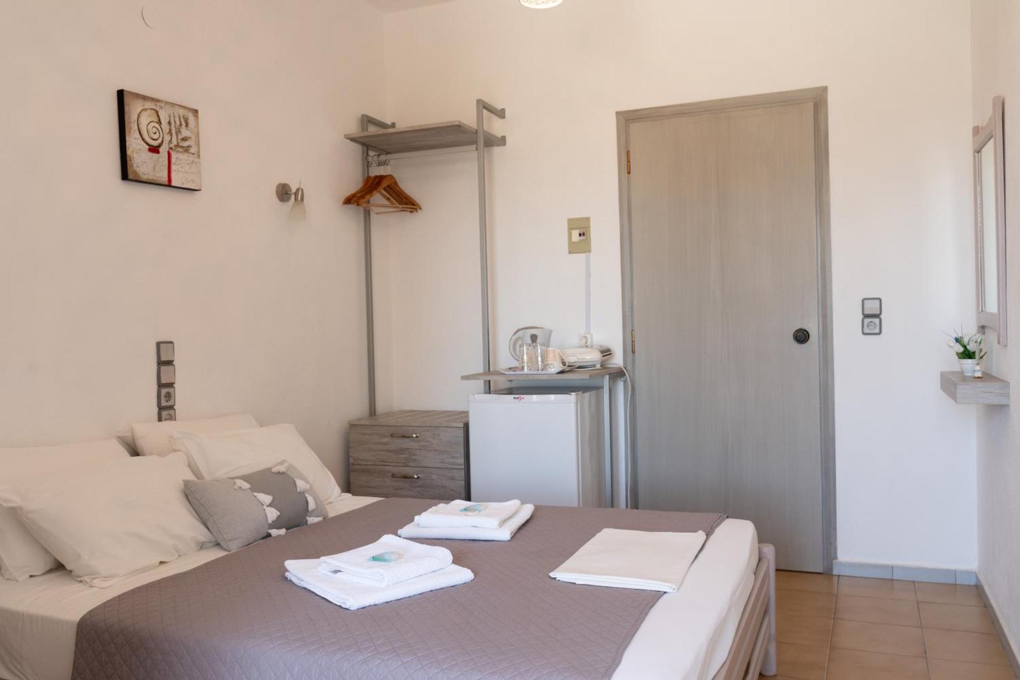 Giannis Rooms Ayia Roumeli Exteriör bild